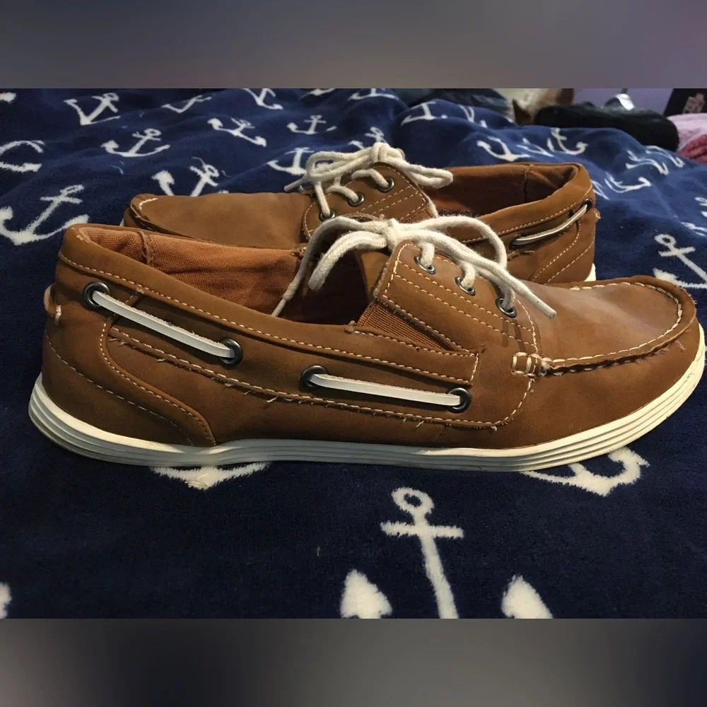 Kenneth Cole Boat Shoes